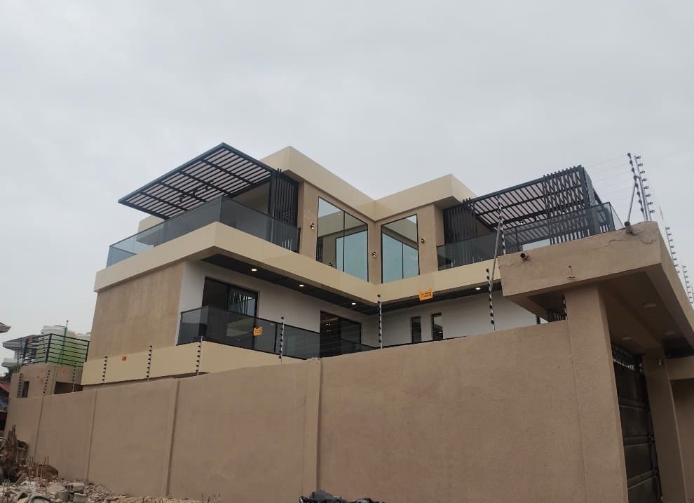 Villa R+2à Lambanyi